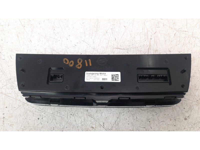 Recambio de mando climatizador para ssangyong rexton limited 4x4 referencia OEM IAM 6871036040 8540036001 
