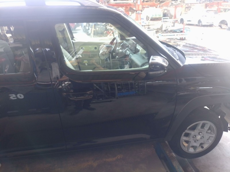 Recambio de puerta delantera derecha para hyundai inster ax referencia OEM IAM   