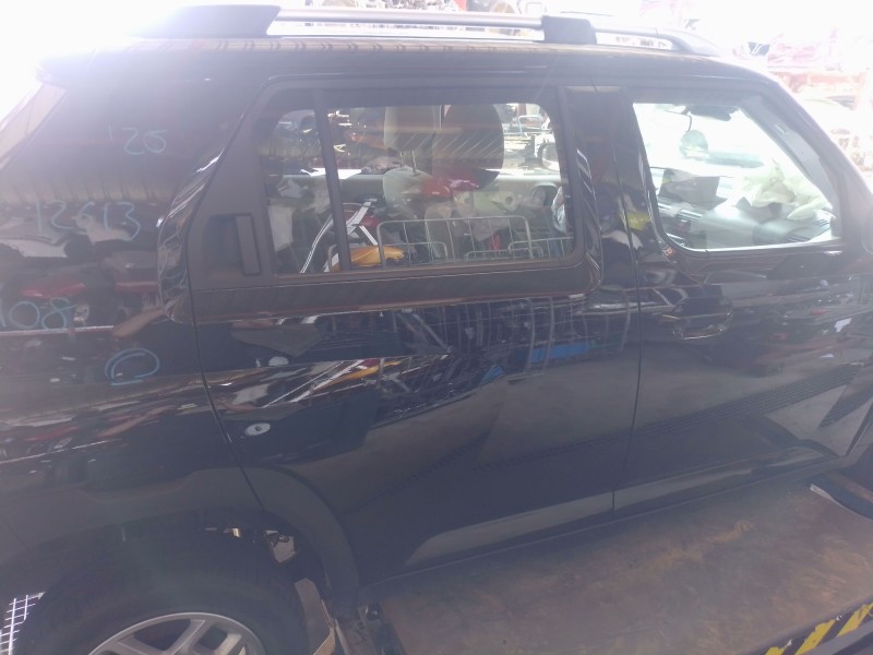 Recambio de puerta trasera derecha para hyundai inster ax referencia OEM IAM   