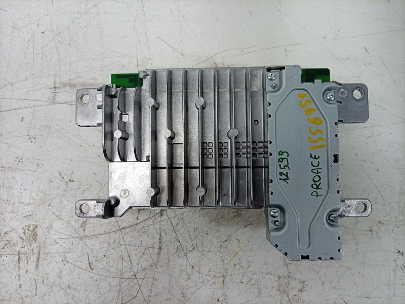 Recambio de modulo electronico para toyota proace max referencia OEM IAM 043509026104425 46863899 