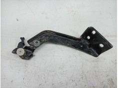 Recambio de soporte / guia puerta corredera para toyota proace max referencia OEM IAM  1352331080  2