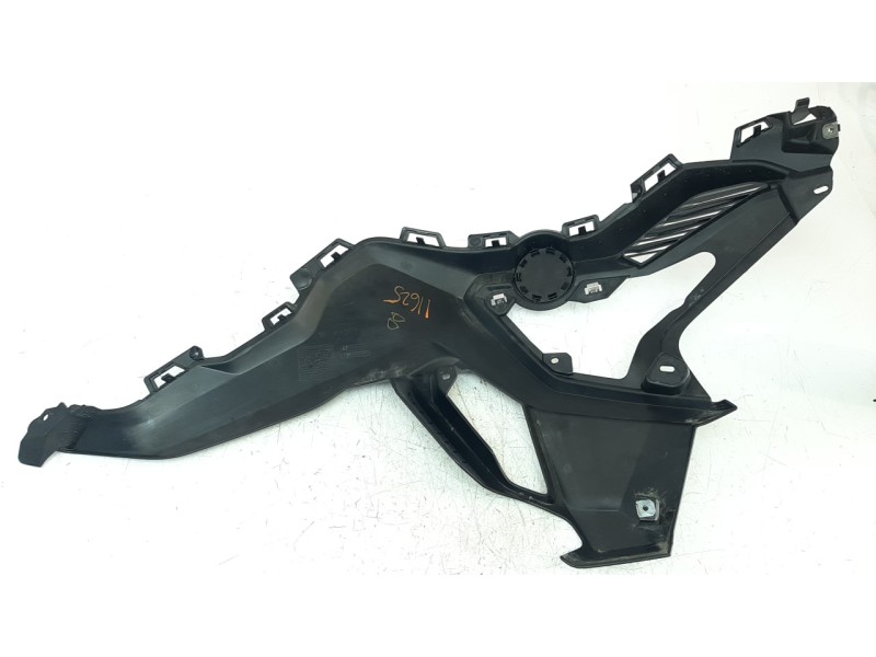 Recambio de moldura para bmw f 750 gs referencia OEM IAM 83938854663  