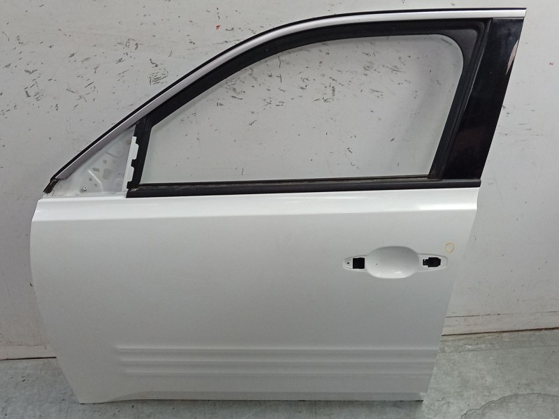 Recambio de puerta delantera izquierda para renault 4 e-tech 120 referencia OEM IAM  801014723R 