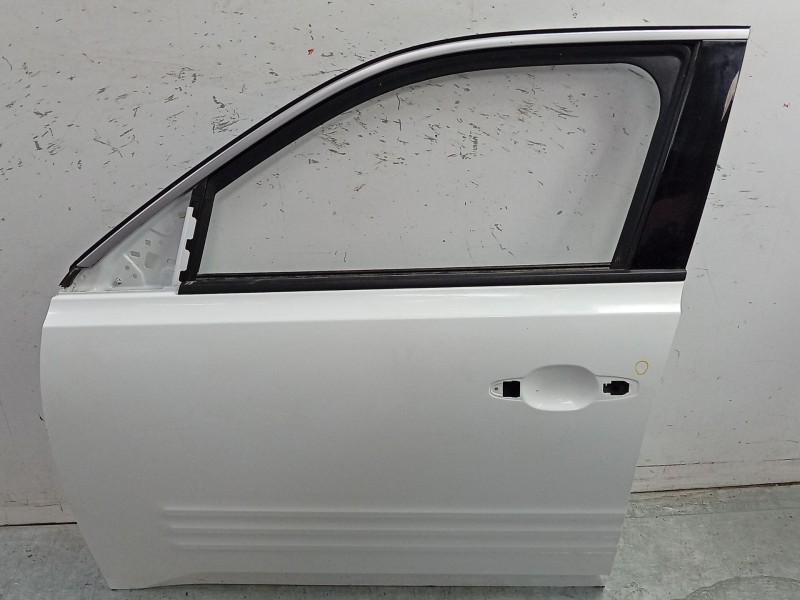 Recambio de puerta delantera izquierda para renault 4 e-tech 120 referencia OEM IAM  801014723R 