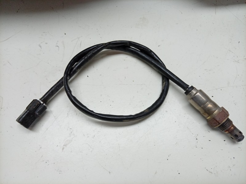 Recambio de sonda lambda para triumph street triple 765 rs street triple 765 rs referencia OEM IAM  T2204258 