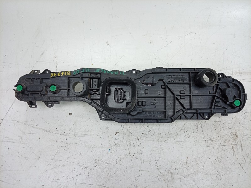Recambio de portalamparas para toyota proace max referencia OEM IAM  20620751 