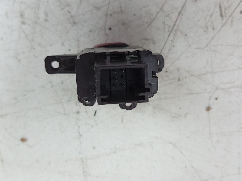 Recambio de interruptor para toyota proace max referencia OEM IAM  07357047400 