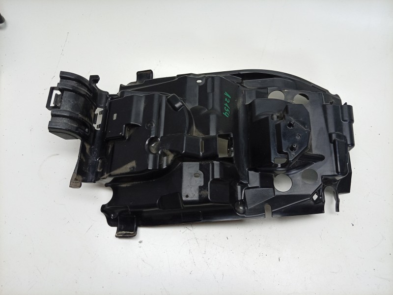 Recambio de moldura para honda forza forza 750 (rh11) referencia OEM IAM  81240MKTD0 