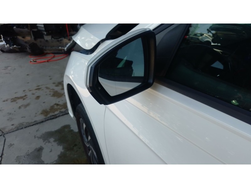 Recambio de retrovisor izquierdo para volkswagen polo vi (aw1, bz1, ae1) 1.0 tsi referencia OEM IAM   