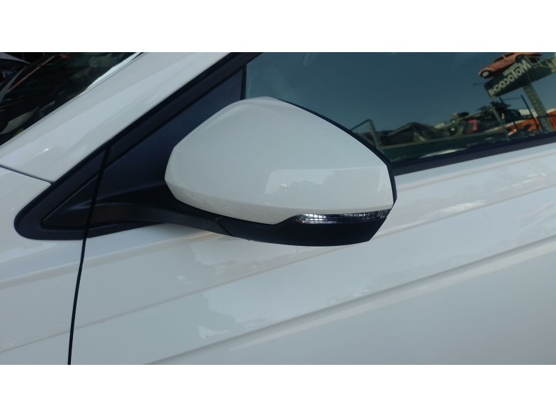 Recambio de retrovisor izquierdo para volkswagen polo vi (aw1, bz1, ae1) 1.0 tsi referencia OEM IAM   