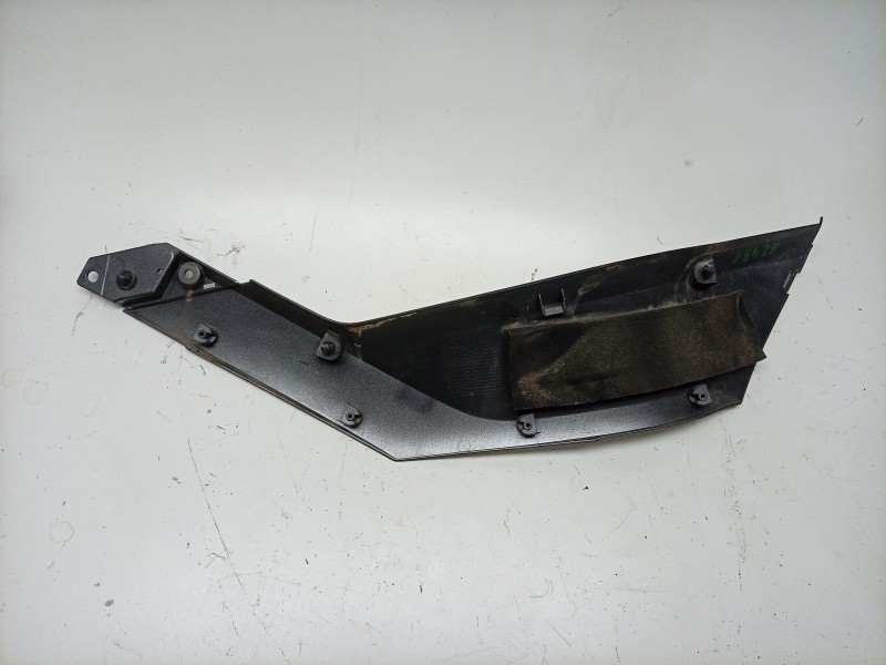 Recambio de moldura para honda forza forza 750 (rh11) referencia OEM IAM 64650MKVD00 64650MKVD00 
