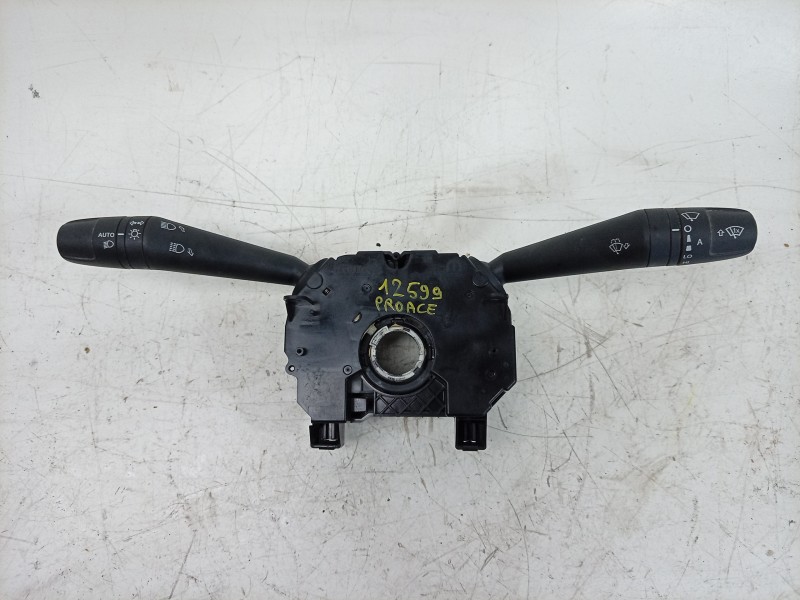Recambio de mando multifuncion para toyota proace max referencia OEM IAM   