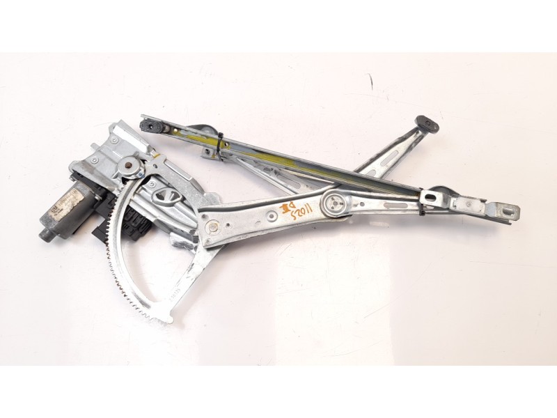 Recambio de elevalunas delantero izquierdo para opel zafira b 1.7 16v cdti referencia OEM IAM 93184842  