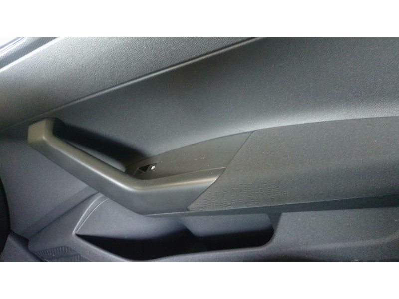 Recambio de mando elevalunas delantero derecho para volkswagen polo vi (aw1, bz1, ae1) 1.0 tsi referencia OEM IAM   