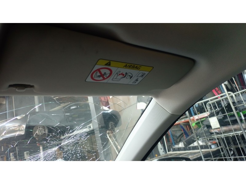 Recambio de parasol derecho para volkswagen polo vi (aw1, bz1, ae1) 1.0 tsi referencia OEM IAM   