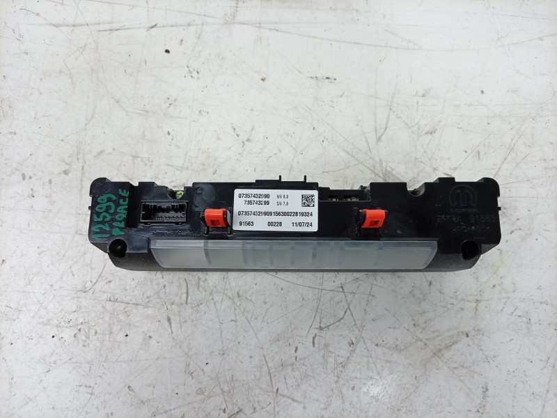 Recambio de mando climatizador para toyota proace max referencia OEM IAM  07357432990 