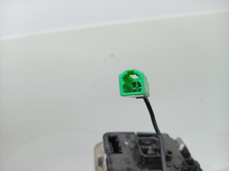 Recambio de luz interior delantera central para toyota proace max referencia OEM IAM  07357716450 