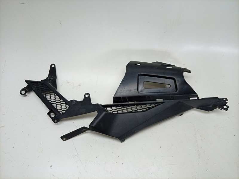 Recambio de moldura para honda forza forza 750 (rh11) referencia OEM IAM  81361MKVD00 