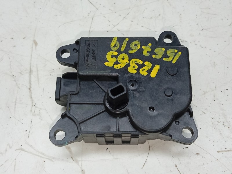 Recambio de motor apertura trampilla para dacia spring referencia OEM IAM  277321790R 