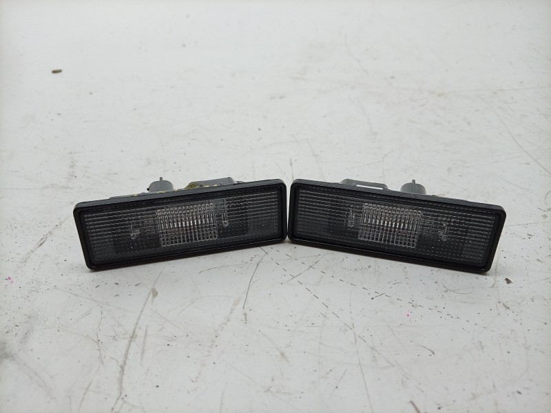 Recambio de piloto matricula para dacia spring referencia OEM IAM  265107103R 