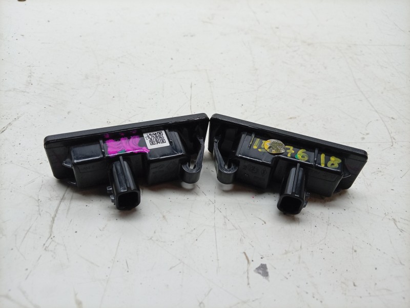 Recambio de piloto matricula para dacia spring referencia OEM IAM  265107103R 