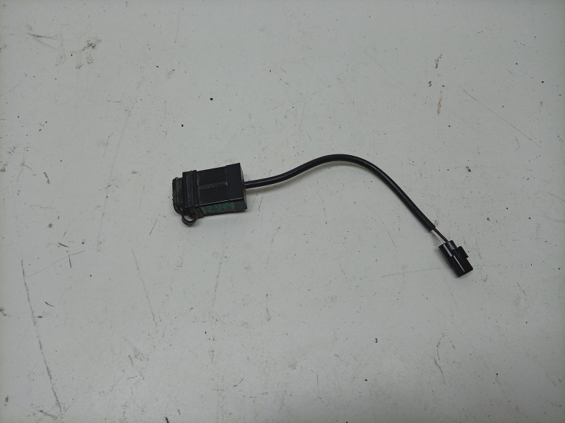 Recambio de modulo electronico para triumph street triple 765 rs street triple 765 rs referencia OEM IAM  T2501422 