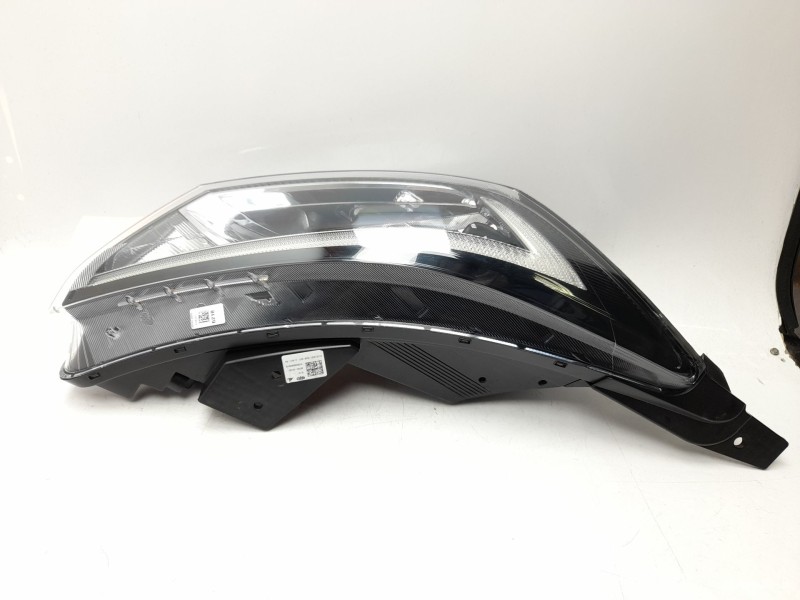 Recambio de faro derecho para hyundai i20 iii (bc3, bi3) 1.0 t-gdi hybrid 48v referencia OEM IAM  92102Q0100 