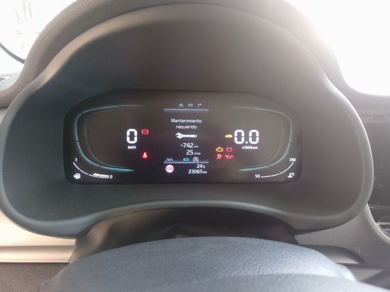 kia stonic (yb) del año 2024