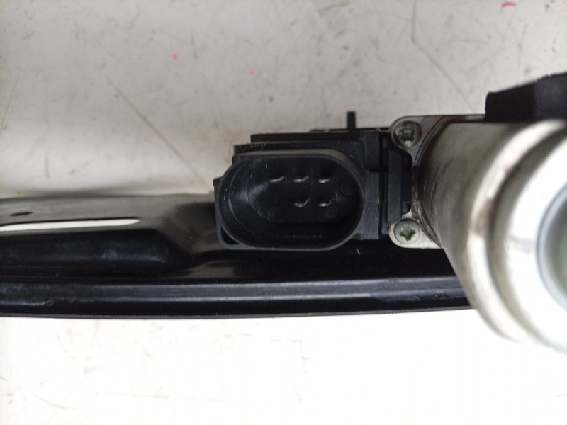 Recambio de elevalunas trasero derecho para bmw x1 (e84) sdrive 18 d referencia OEM IAM  51352990298 106062417