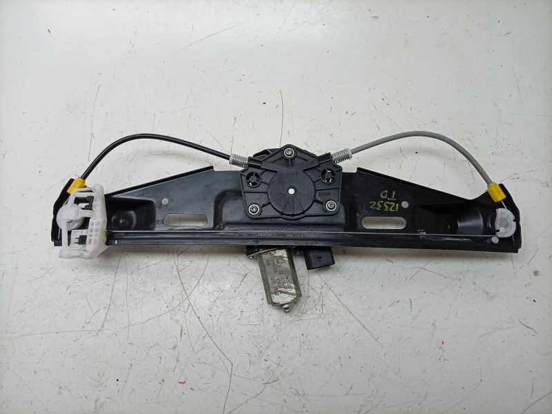 Recambio de elevalunas trasero derecho para bmw x1 (e84) sdrive 18 d referencia OEM IAM  51352990298 106062417