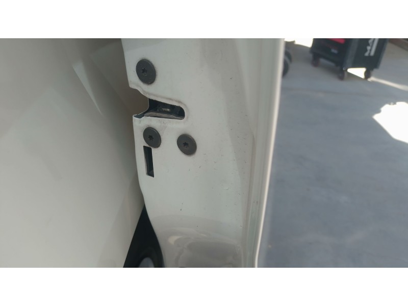 Recambio de cerradura puerta lateral derecha para renault kangoo express (fw0/1_) 1.5 dci 95 (fw16) referencia OEM IAM 820049771