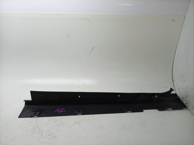 Recambio de faldon lateral para ford transit courier b460 furgoneta/monovolumen 1.5 tdci referencia OEM IAM  ET7610155A 