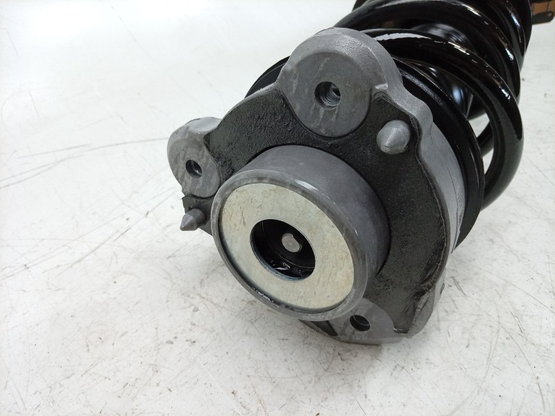 Recambio de amortiguador delantero derecho para toyota proace max referencia OEM IAM  SU001B9264 