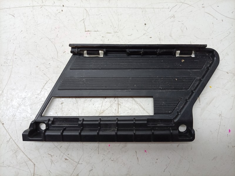 Recambio de rejilla paragolpes derecha para hyundai i20 iii (bc3, bi3) 1.0 t-gdi hybrid 48v referencia OEM IAM   
