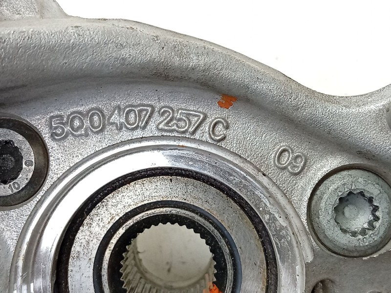 Recambio de mangueta delantera izquierda para volkswagen t-roc (a11, d11) 1.0 tsi referencia OEM IAM  5Q0407257C 