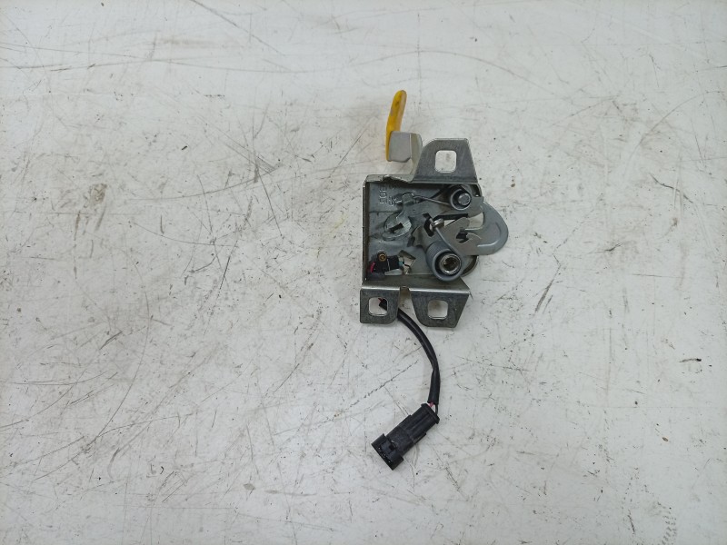 Recambio de cerradura capo para toyota proace max referencia OEM IAM  1648325980 