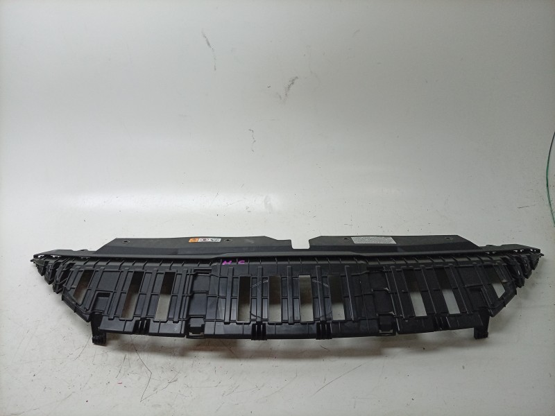 Recambio de rejilla paragolpes central para hyundai i20 iii (bc3, bi3) 1.0 t-gdi hybrid 48v referencia OEM IAM  86390Q0GA0 