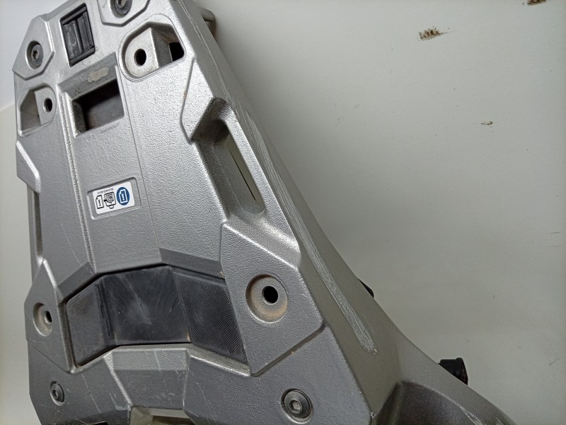 Recambio de portaequipajes para honda forza forza 750 (rh11) referencia OEM IAM  08L74MKTD00ZC 