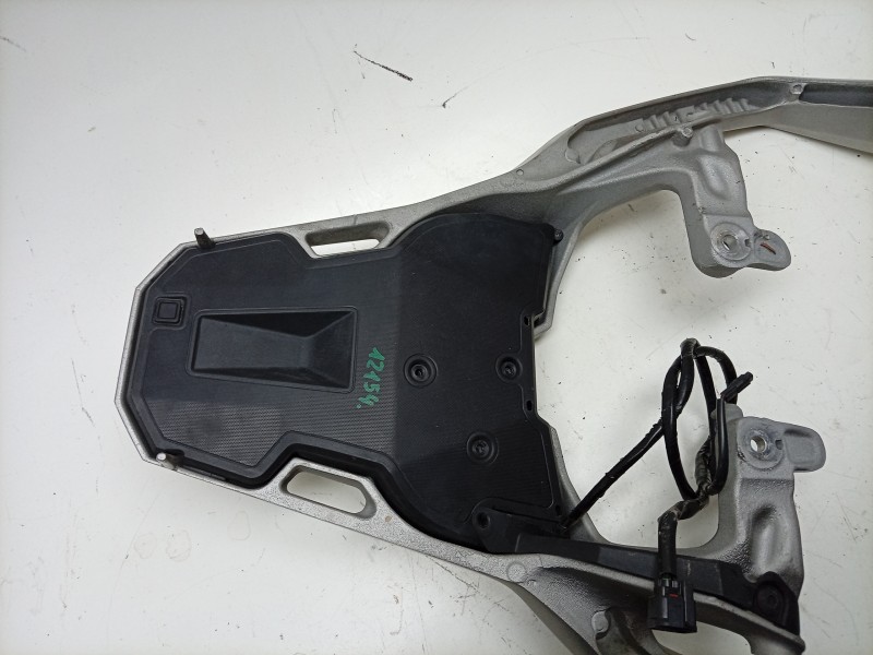 Recambio de portaequipajes para honda forza forza 750 (rh11) referencia OEM IAM  08L74MKTD00ZC 