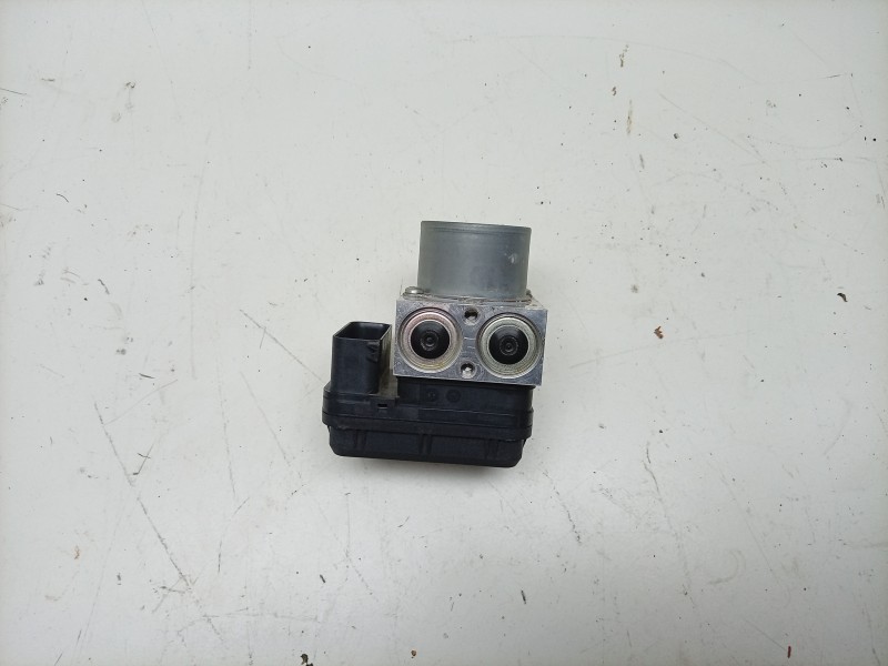 Recambio de abs para yamaha x-max 125 referencia OEM IAM  B9YH59300600 