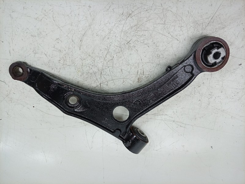 Recambio de brazo suspension delantero derecho para toyota proace max referencia OEM IAM  50712048 