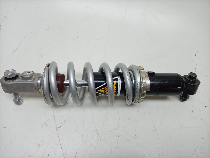 Recambio de amortiguador trasero para yamaha mt mt-09 (rn83) referencia OEM IAM B7N222100100 B7N222100100 