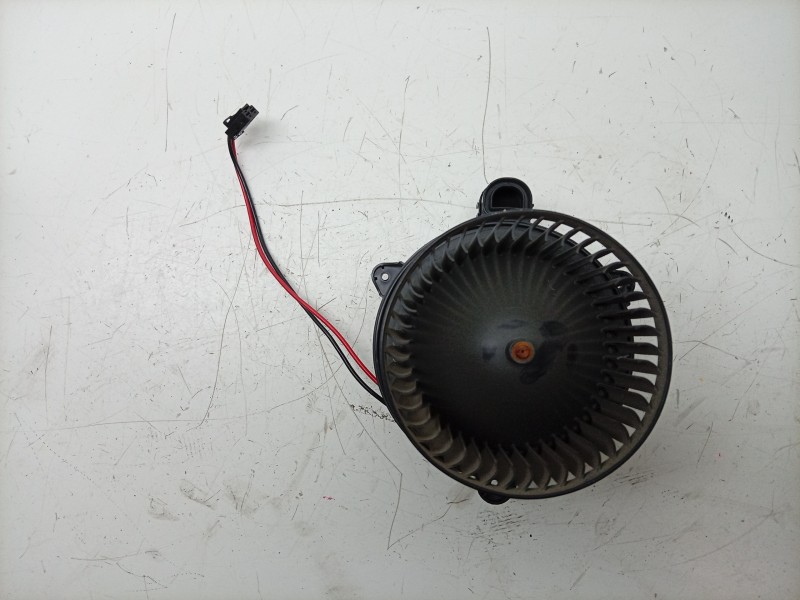 Recambio de ventilador calefaccion para mercedes-benz b-klasse (bm 247) b 180 referencia OEM IAM PLEB1D1S1B4H01 2478308400 34679