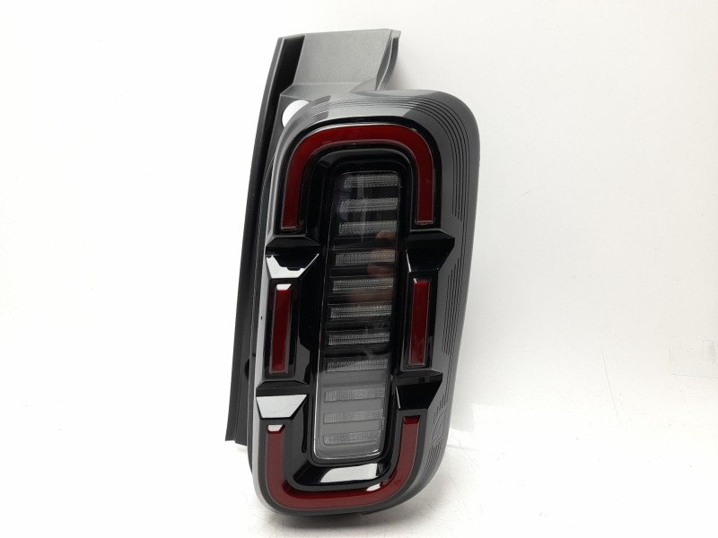 Recambio de piloto trasero derecho para renault 4 e-tech 120 referencia OEM IAM  265503182R 