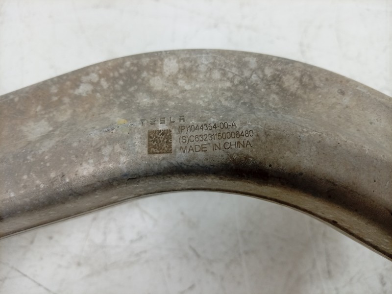 Recambio de brazo suspension inferior delantero derecho para tesla model 3 ev referencia OEM IAM  104435900A 