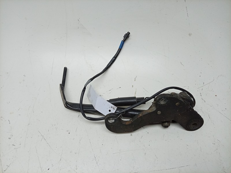 Recambio de caballete lateral para yamaha mt mt-09 (rn83) referencia OEM IAM B7N273110000 B7N273110000 