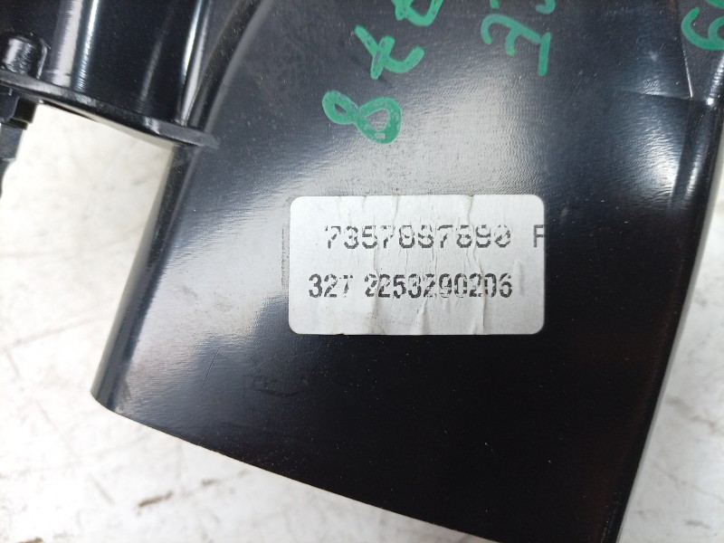 Recambio de rejilla aireadora para toyota proace max referencia OEM IAM  7357867890 