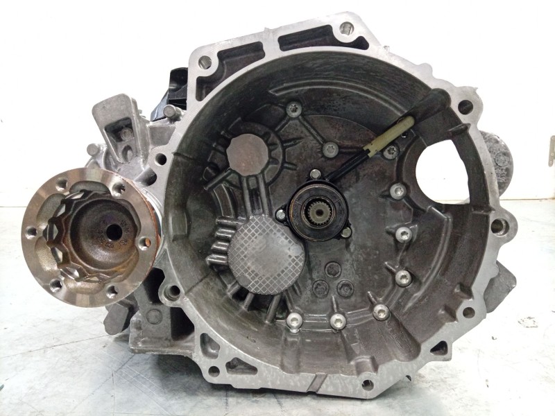 Recambio de caja cambios para audi q2 (gab, gag) 30 tdi referencia OEM IAM VCN VCN 0AJ300042K