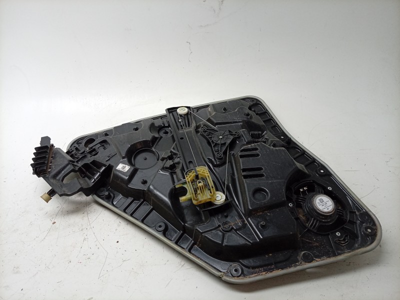 Recambio de elevalunas trasero derecho para mercedes-benz b-klasse (bm 247) b 180 referencia OEM IAM  0997302801 