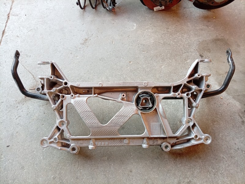 Recambio de puente delantero para volkswagen passat b8 (3g2, cb2) 2.0 tdi referencia OEM IAM  3Q0199369E 